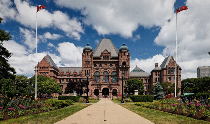 Queen's_Park_-_Toronto_-_2010_(cropped-rotated)