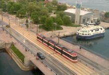 Toronto raises fines to $500 for blocking streetcars during snowstorms