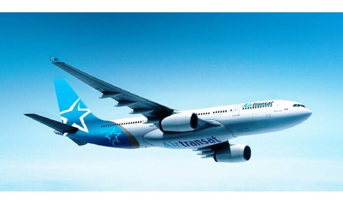 air transat plane photo